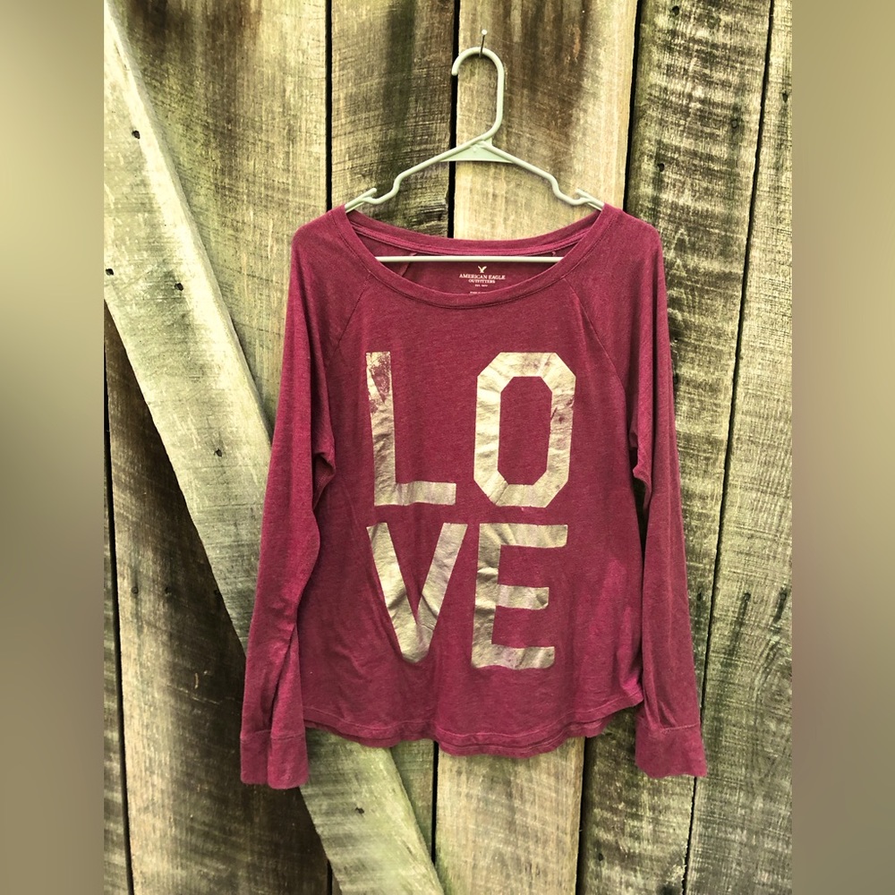 AEO American Eagle Outfitters Long Sleeve T-shirt LOVE